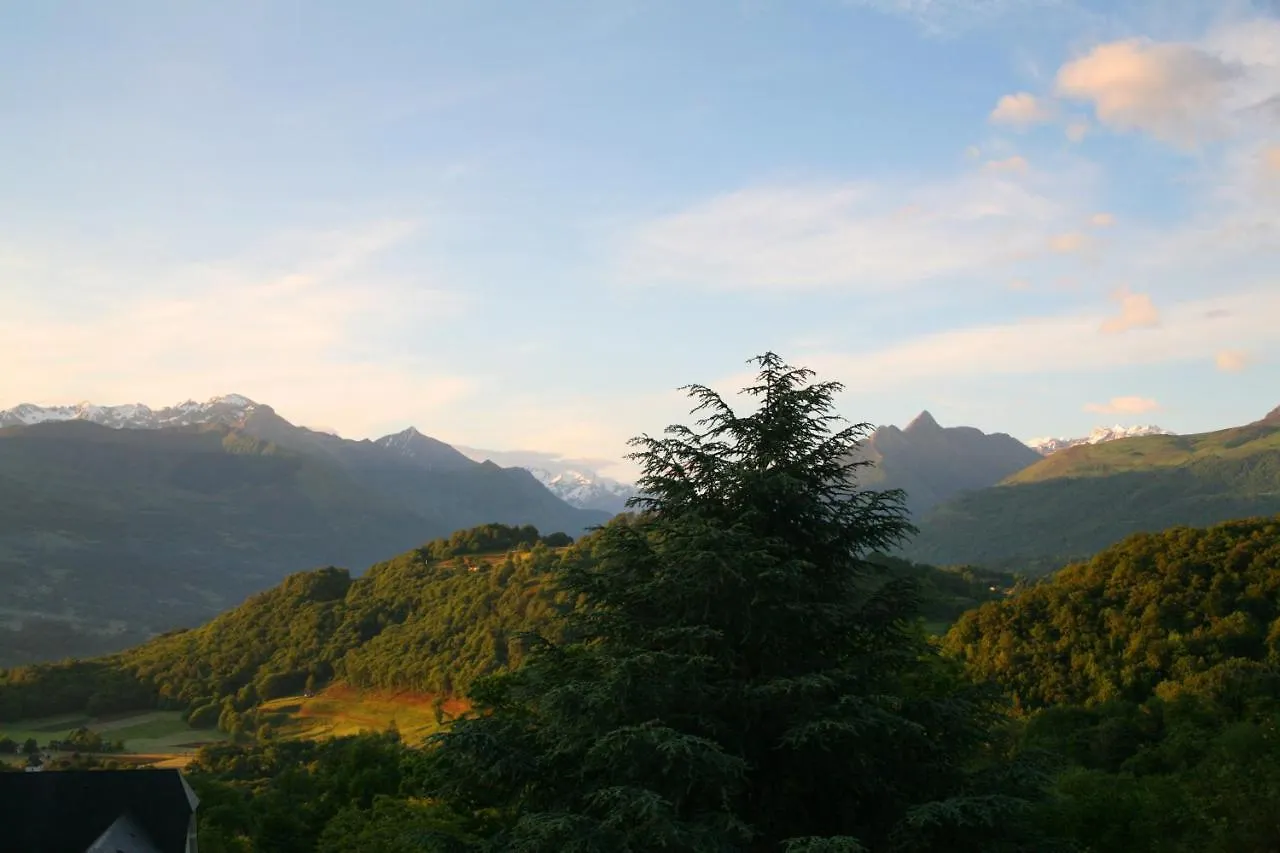 Le Belvedere Salles  Feriehus Salles (Hautes-Pyrenees)